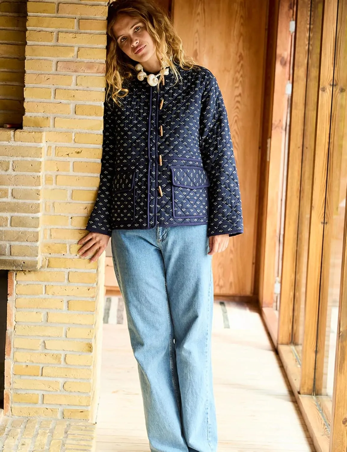 Dqbeng Womens Quilted Jacket Lightweight Floral Print Button Down Padded Puffer Cardigan Coat Outwear